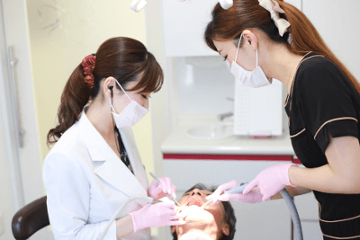 歯科医_花水麻実2