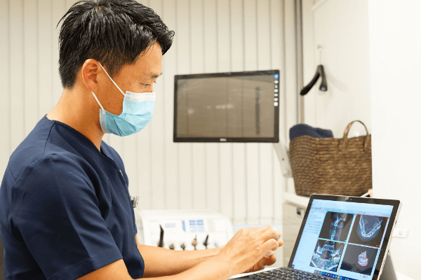 歯科医_渡邉 裕紀4