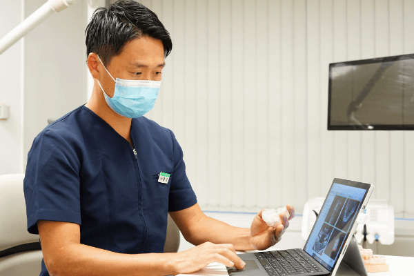 歯科医_渡邉 裕紀2